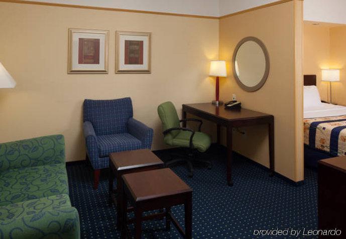 Springhill Suites St Petersburg Clearwater Largo Exterior foto